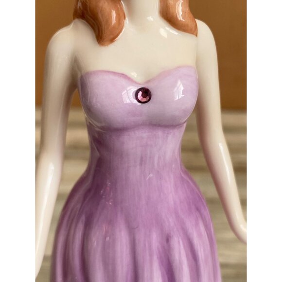 Royal Doulton Figurine HN4971 February Amethyst Gemstones Collection 2006 - Picture 2 of 10